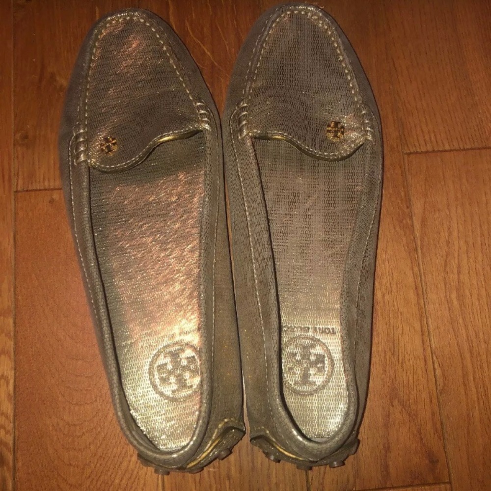 (SOLD) Tory Burch Gold Metallic Driver 9.5 New